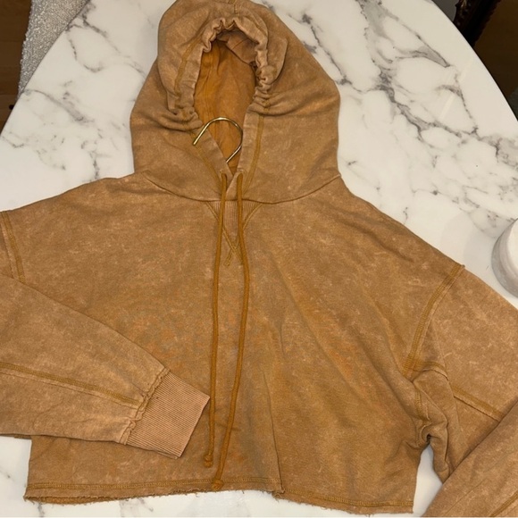 Aeropostale Crop Hoodie - Picture 2 of 5